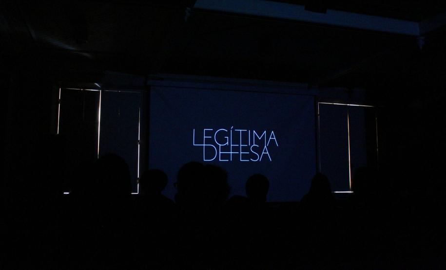 NUDEM marca presença na Mostra Cidadania na Tela O documentário trata da história de três mulheres brasileiras, vítimas de violência doméstica e familiar, que foram julgadas por matarem seus companheiros em legítima defesa