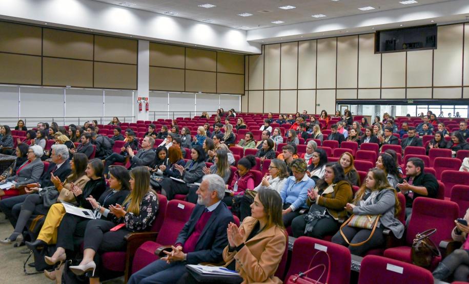 NUDEM participa do VI Seminário da Justiça pela Paz em Casa NUDEM participa do VI Seminário da Justiça pela Paz em Casa
