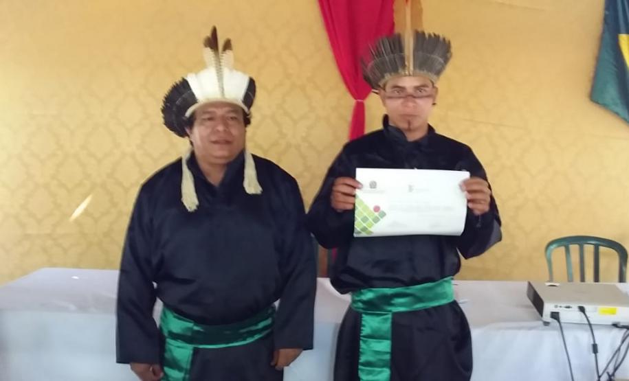 Na ocasião, receberam diploma alunos(as) das Terras Indígenas Pinhalzinho (Tomazina), Laranjinha (Santa Amélia) e Ywy Porã (Abatiá)