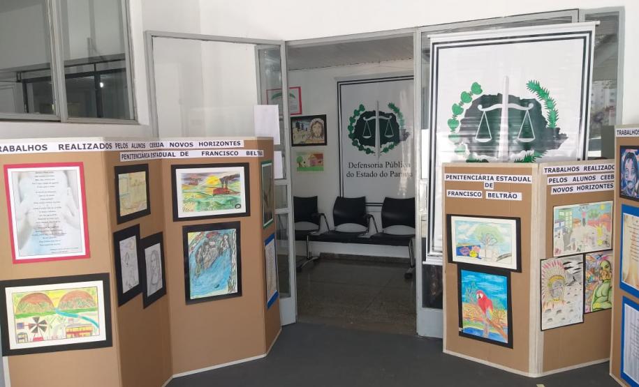 DPE-PR em Francisco Beltrão recebe exposição de artes produzidas por apenados Trabalhos produzidos por apenados da Penitenciaria de Francisco Beltrão.
