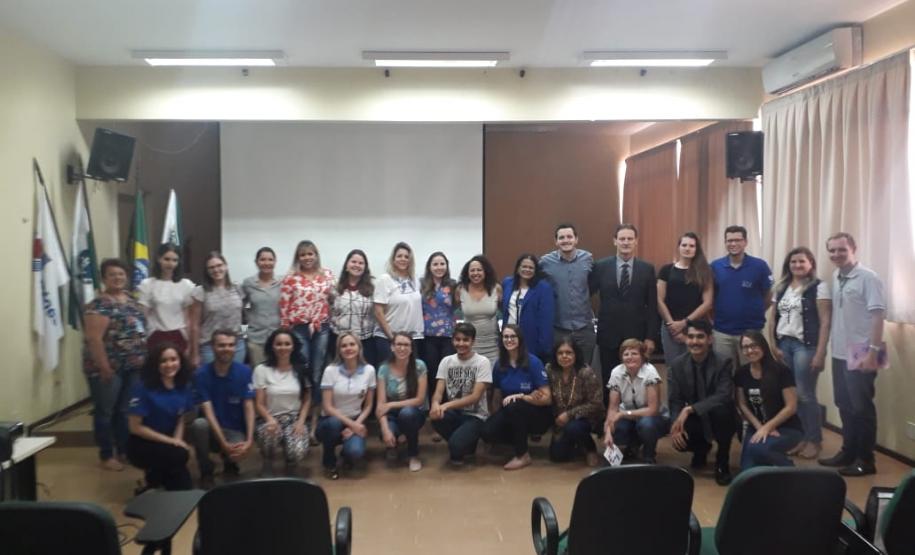 Na foto estão os presentes no evento.