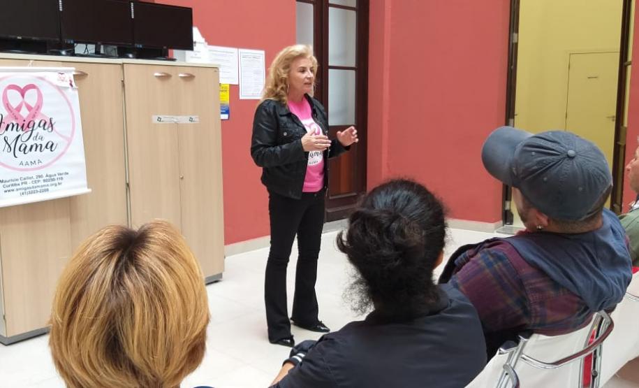 Projeto “Educação em Direitos: Saúde da Mulher” tem sua 9ª palestra Os encontros aconteceram mensalmente na sala de espera do CAM, em Curitiba