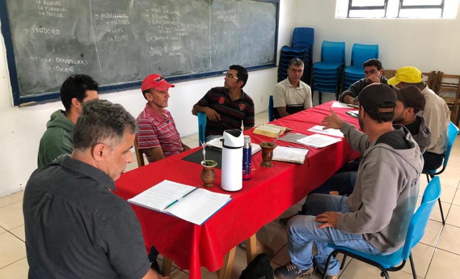 NUCIDH marca presença em formatura de faxinalenses e reunião com lideranças NUCIDH marca presença em formatura de faxinalenses e reunião com lideranças