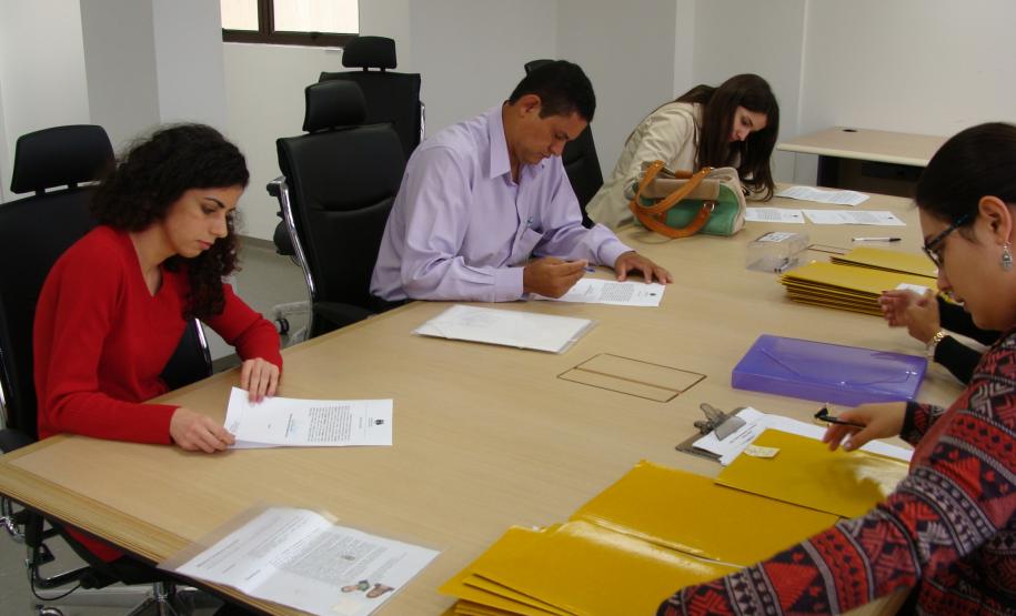 Novos servidores tomam posse na DPPR