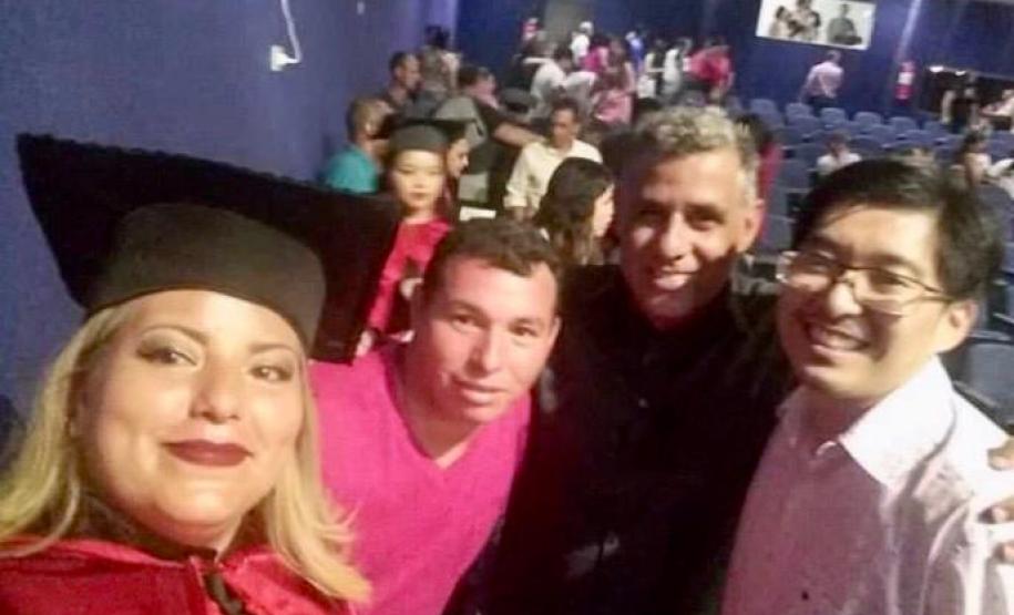 São mães, país, avós e vizinhas (os) que saem do curso com a responsabilidade de serem agentes transformadoras(es) nos lugares onde vivem.