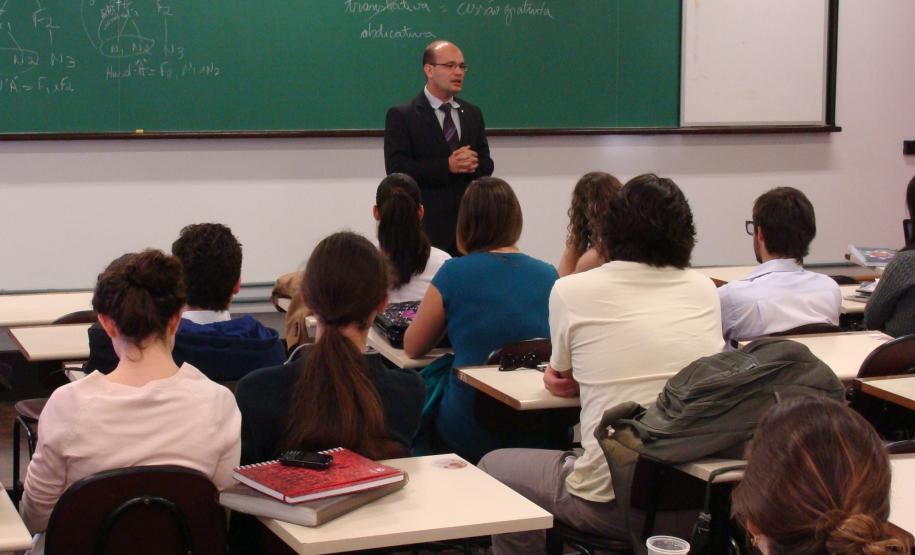 Defensor Público, Eduardo Pião Ortiz Abraão