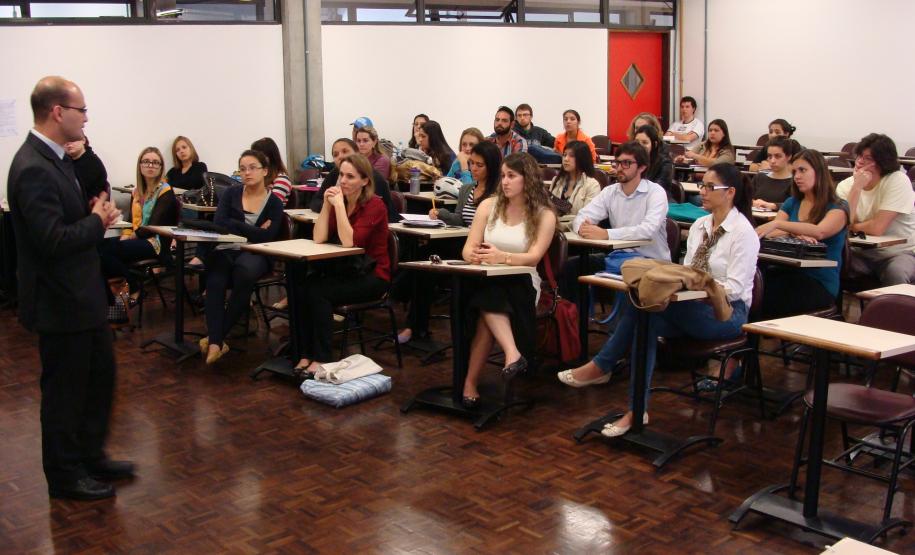 Atuação da Defensoria é tema de palestra na universidade