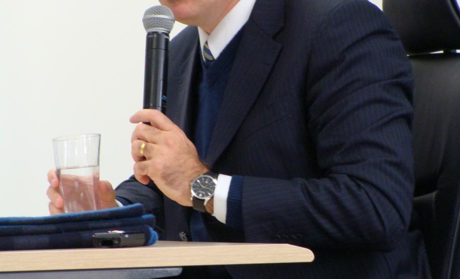 Paulo César Busato, professor adjunto de Direito Penal credenciado junto ao Programa de Mestrado e Doutorado da UFPR