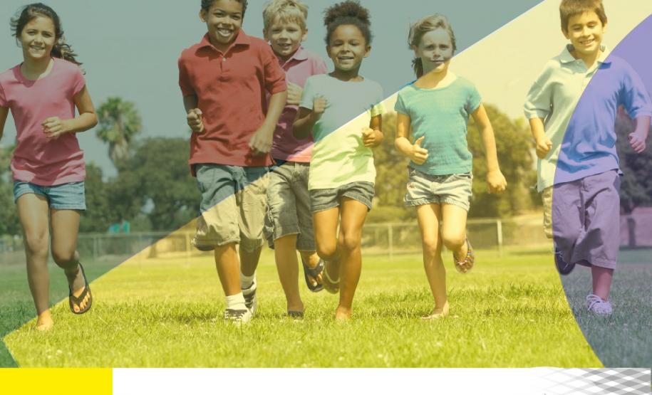 07 de Setembro: “Independência ou morte” #LegendaAcessível: A imagem mostra crianças correndo no gramado de um parque, com uma transparência da bandeira do Brasil sobreposta.
No rodapé no canto esquerdo a data 07 de setembro, Dia da Independência do Brasil e no canto direito a logo da DPE-PR.