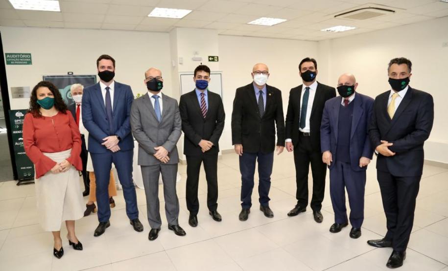 DPE-PR promove cerimônia de 10 anos da instituição com inauguração de nova sede