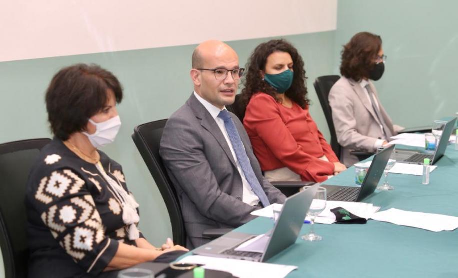 DPE-PR comemora dia Nacional da Defensoria Pública com evento para defensores públicos e servidores