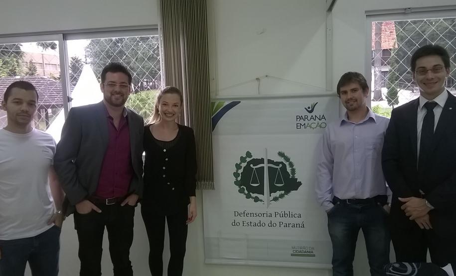 Participaram do evento os defensores públicos de SJP, Carlos Augusto Silva Moreira Lima, Dezidério Machado Lima e Renan Thomé de Souza Vestina, o assessor jurídico Louis Pasteur Fernandes Servilha e a assistente social Gabriele Maria Rezende.