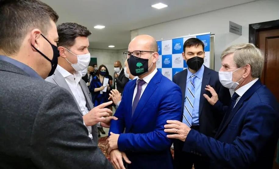 DPE inaugura posto de atendimento 4