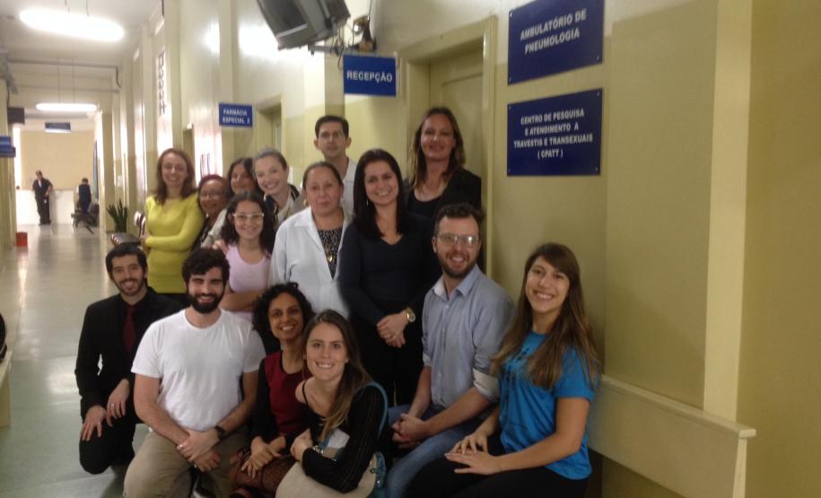 Representantes da DPPR em visita ao Centro de Pesquisa e Atendimento para Travestis e Transexuais (CPATT) em Curitiba.