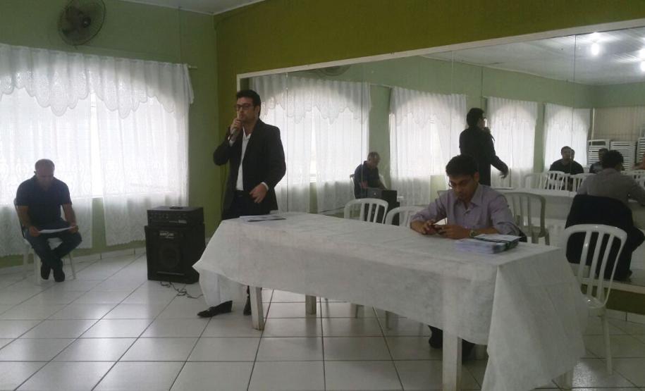 Nos últimos dias, defensores públicos estiveram nas comunidades explicando como seria a triagem e instruindo os assistidos da DPPR.