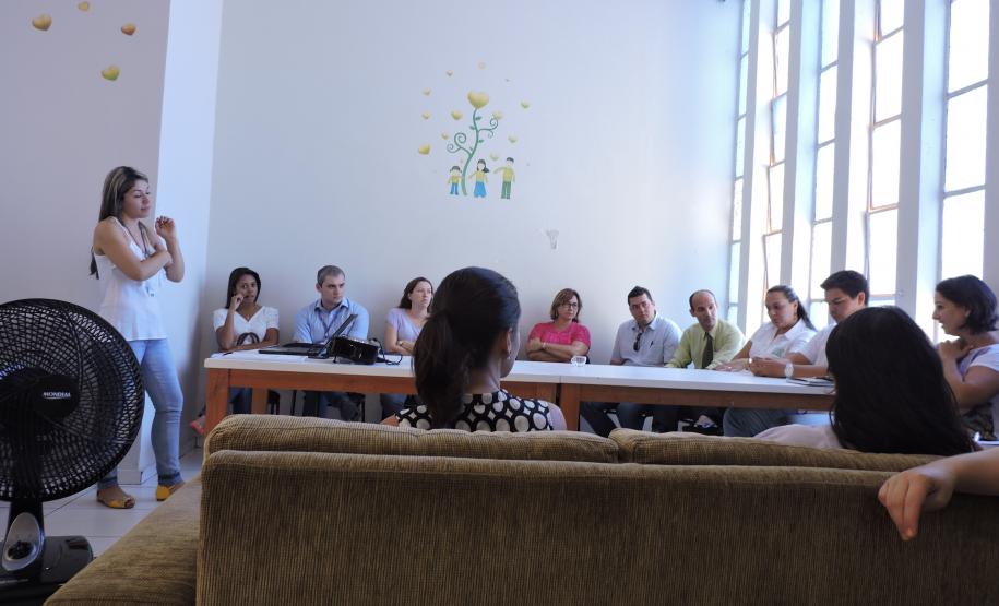 Justiça e prefeitura debatem acolhimento institucional em Umuarama.