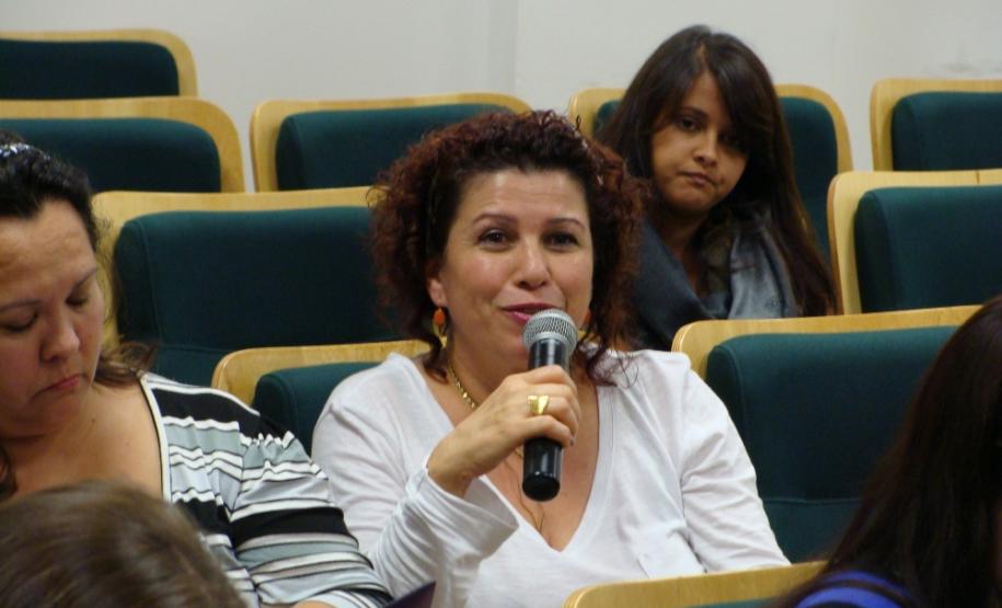 Roda de conversa discutiu violência de gênero.