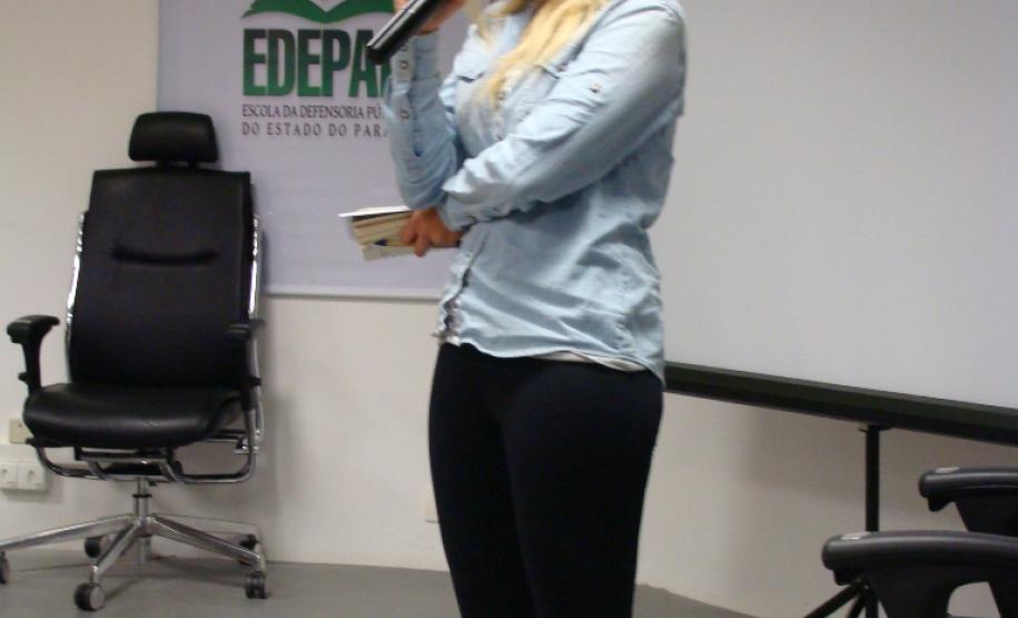 Roda de conversa discutiu violência de gênero.