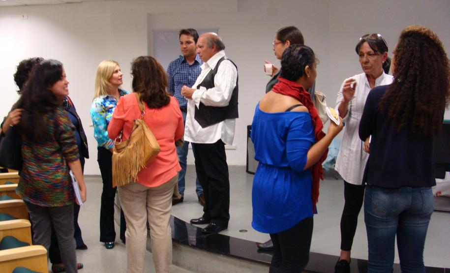 Ao final, bate-papo e um delicioso chá cigano.