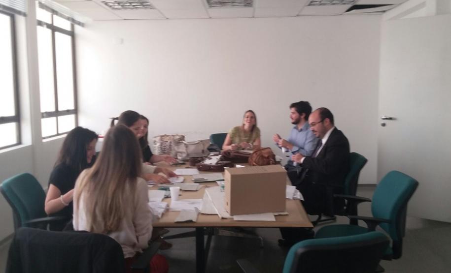 Apuração dos votos.