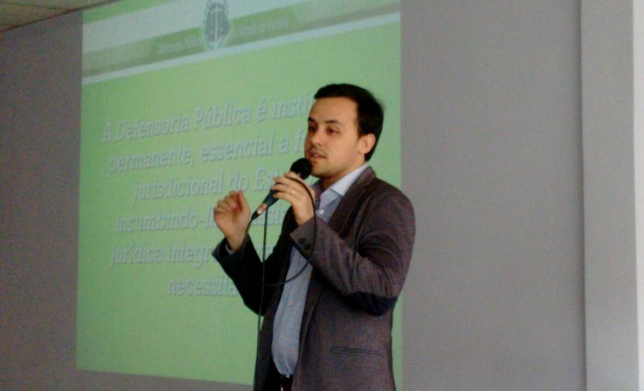 O defensor Lauro Gondim Guimarães.