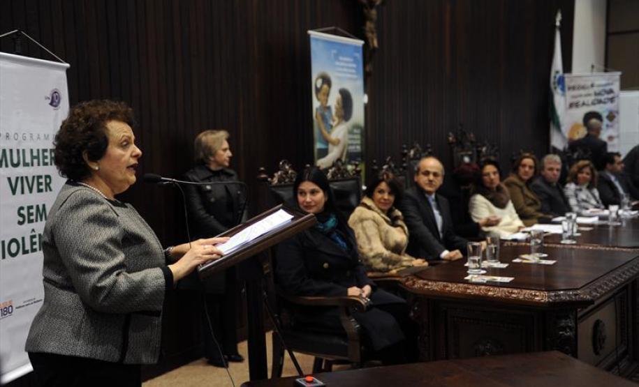 A ministra da Secretaria de Políticas para as Mulheres da Presidência da República, Eleonora Menicucci, destacou a importância do papel das Defensorias Públicas Estaduais no programa.