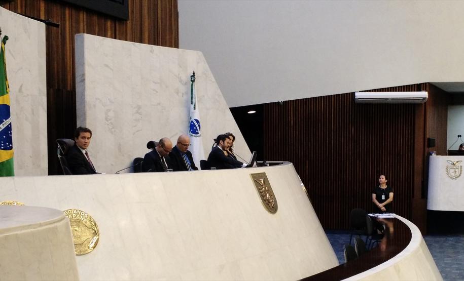 O curso preparatório dos novos defensores públicos durou cerca de duas semanas, encerrando-se oficialmente com as palestras na Alep.