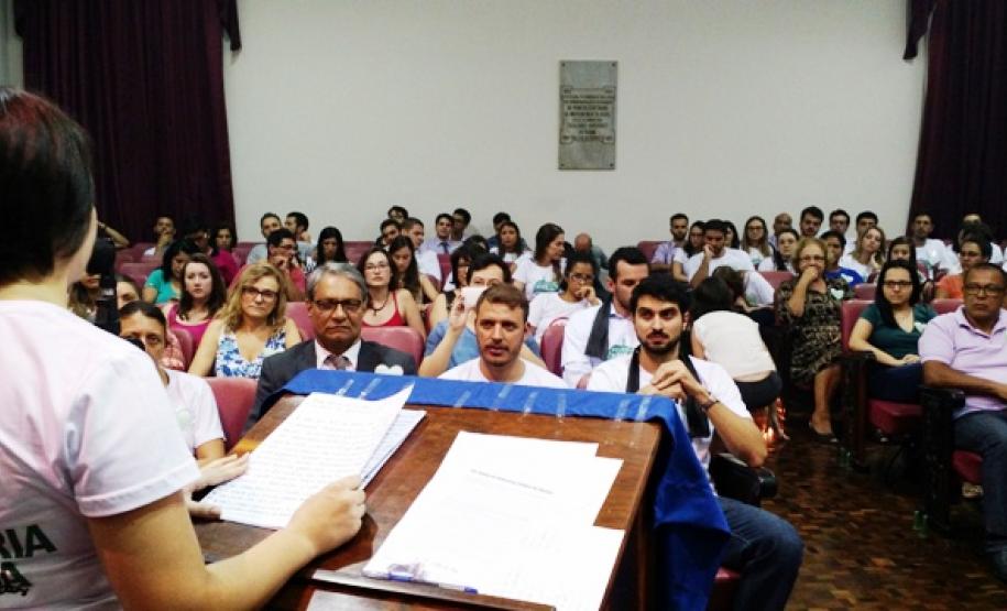 A defensora pública Jeniffer Beltramin Scheffer fez um discurso emocionado e caloroso em defesa dos direitos humanos.