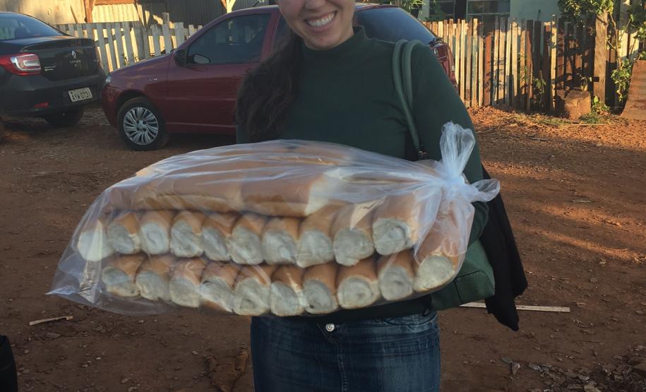 Pães produzidos por detentos foram entregues à comunidade de Bubas.