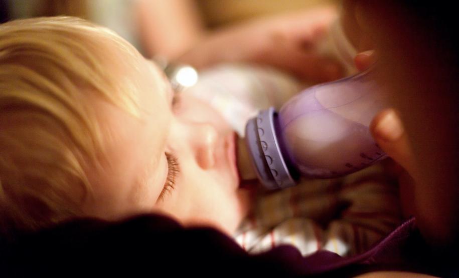 Fornecimento gratuito do leite havia sido negado pelo sistema público de saúde. Imagem meramente ilustrativa.