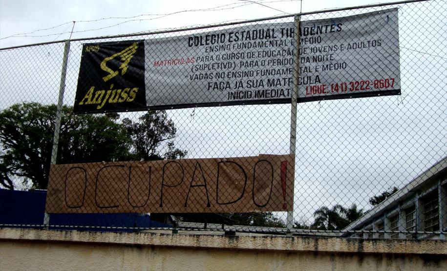 Colégio Tiradentes, em Curitiba.
