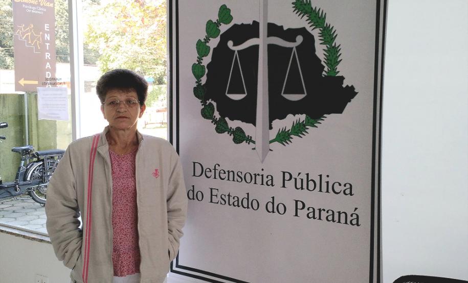 A auxiliar de serviços gerais Rosemeri Rizzon elogia o atendimento da DPPR em Guaratuba.