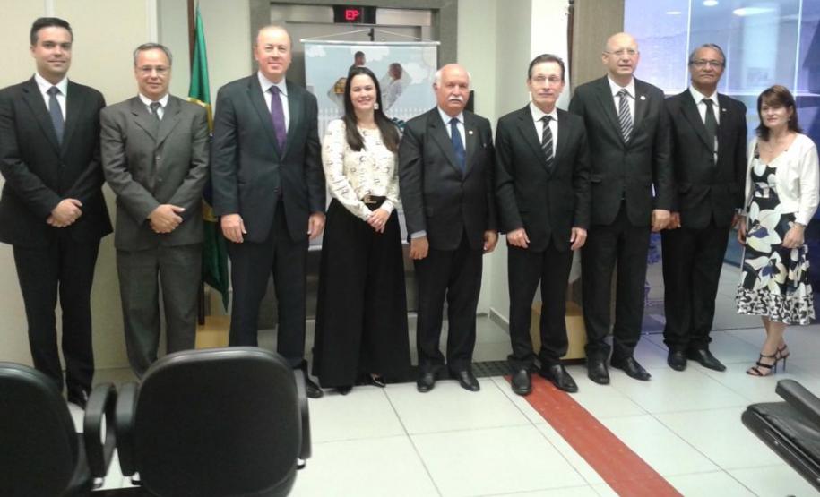 Representantes do Tribunal de Justiça, Defensoria Pública e Ministério Público participaram da cerimônia de abertura da Semana Nacional da Conciliação, em Curitiba.