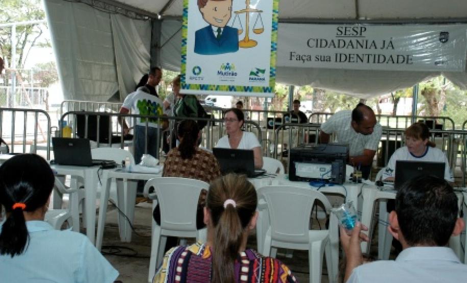 A DPPR realizou mais de 180 atendimentos nos três dias de evento, entre orientações jurídicas, divórcios consensuais e outras ações.