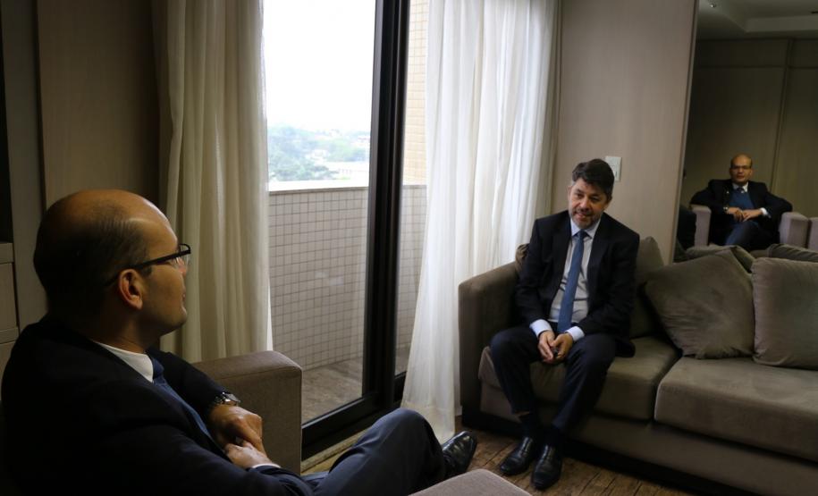 Defensor público geral se reúne com procurador geral do Estado