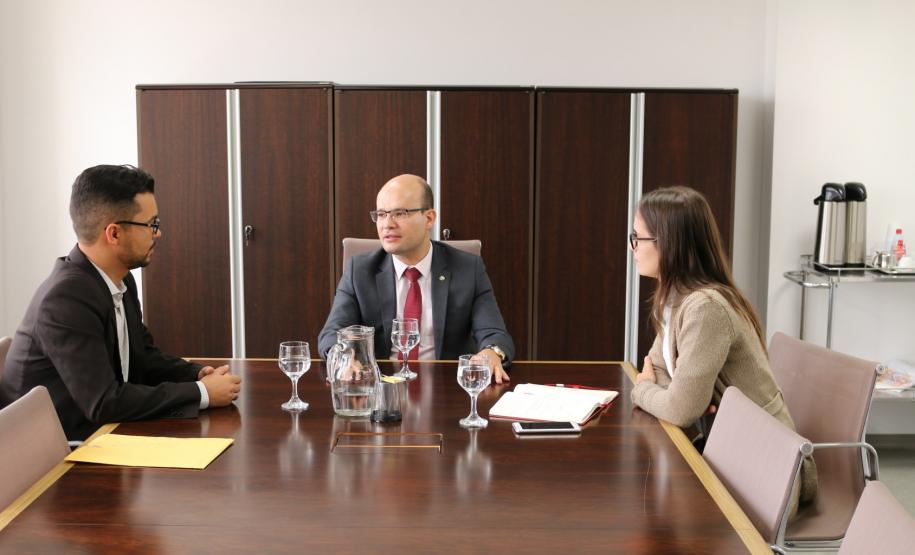 Defensor público geral faz reunião com os representantes da ADEPAR e ASEDEPAR