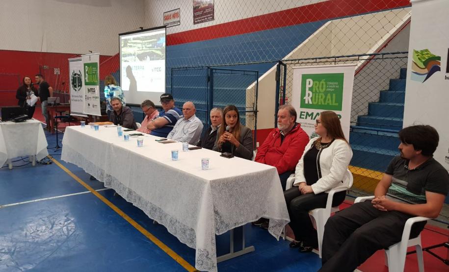 Estiveram também presentes no evento o prefeito municipal de São Mateus do Sul, Luis Adyr, o diretor-presidente do ITCG Amilcar Cavalcanti Cabral e a coordenadora do PRÓ-Rural Katia Bruning.