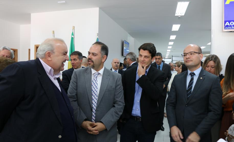 Na manhã desta segunda-feira (13) o defensor público-geral Eduardo Abraão, esteve na inauguração da nova sede do PROCON no centro de Curitiba.