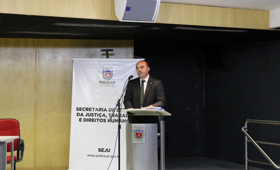 Participou da abertura do curso de formação e capacitação dos diretores de unidades socioeducativas do Paraná apresentando a palestra com o tema “Brevidade e excepcionalidade das medidas socioeducativas de internação".