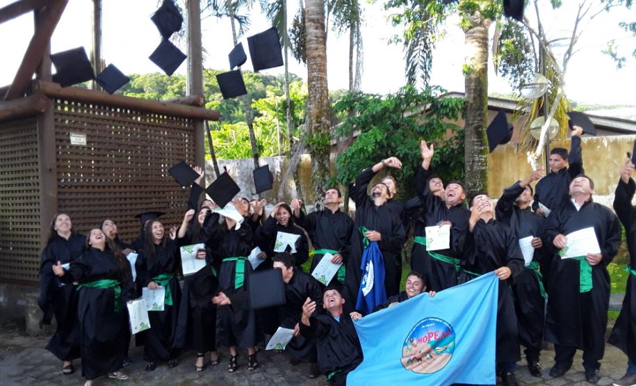 NUCIDH trabalha em prol dos pescadores artesanais de Guaraqueçaba.