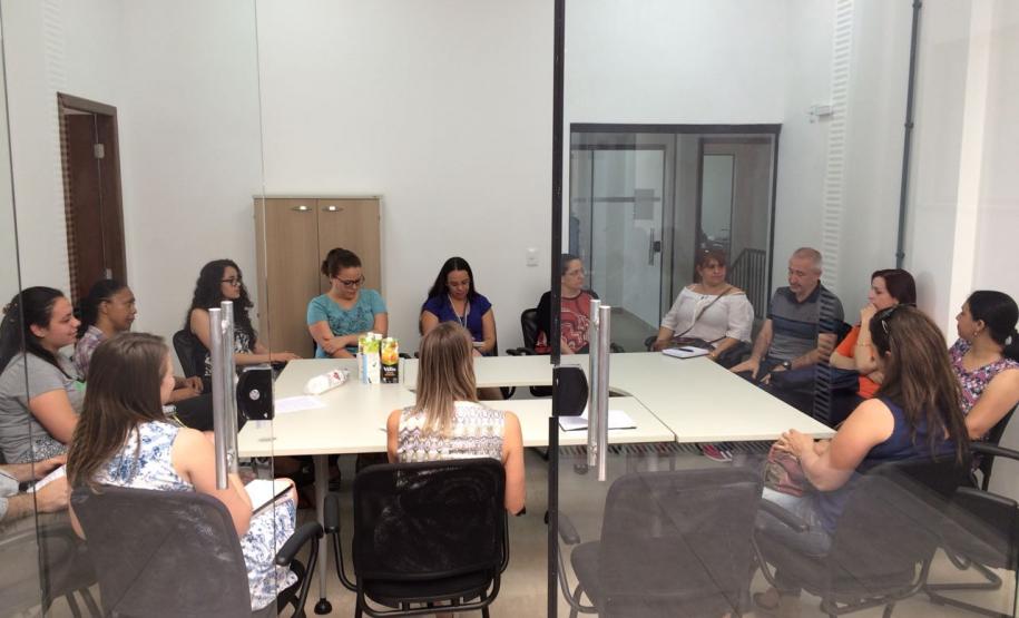 No dia 04/12 foi realizada uma reunião entre DPPR e parceiros onde foram apresentados os primeiros resultados do projeto e traçadas diretrizes para o próximo ano, visando à ampliação e consolidação do projeto na comarca.