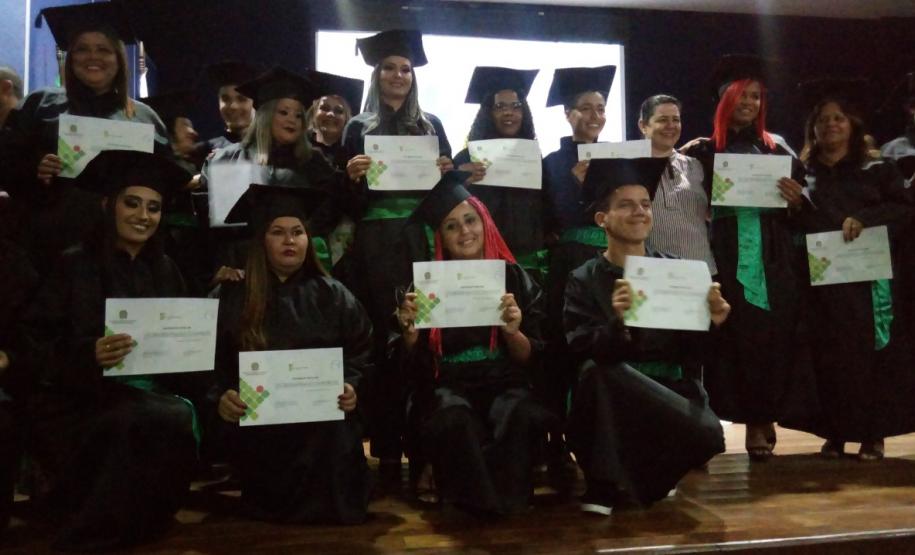 DPPR acompanha a formatura de defensores e defensoras populares de Paranaguá.