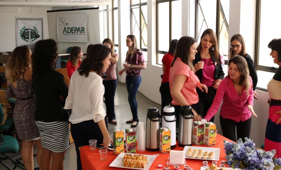 No Dia da Mulher, um café da manhã reuniu defensoras e servidoras na sede central.
