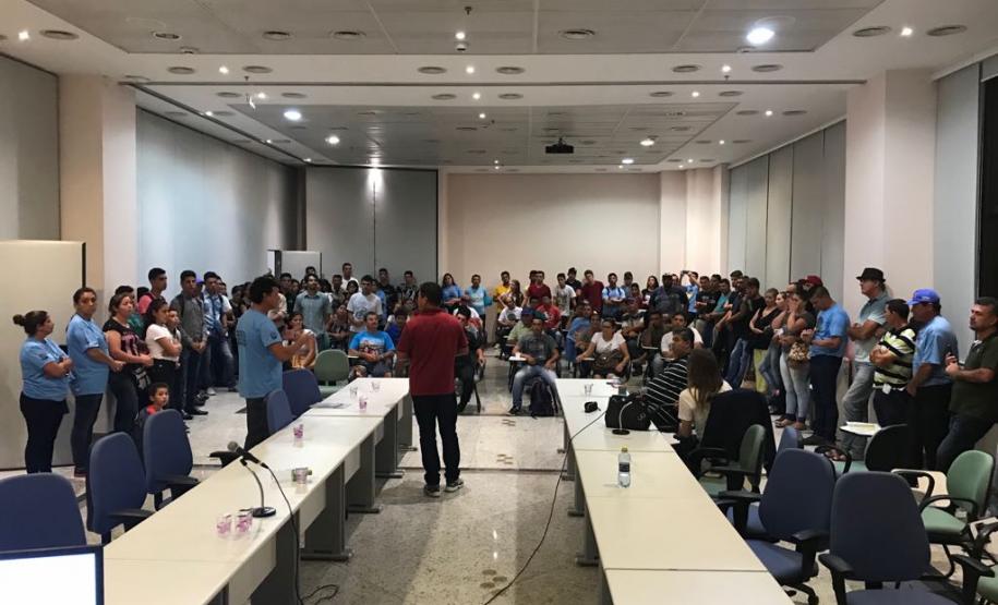 Após a realização da audiência, os defensores se reuniram com os pescadores para explicar os encaminhamentos.