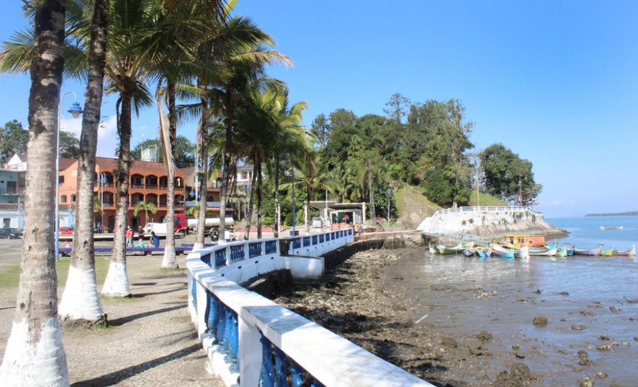 DPU E NUCIDH conquistam atendimento especial para pescadores em Paranaguá.