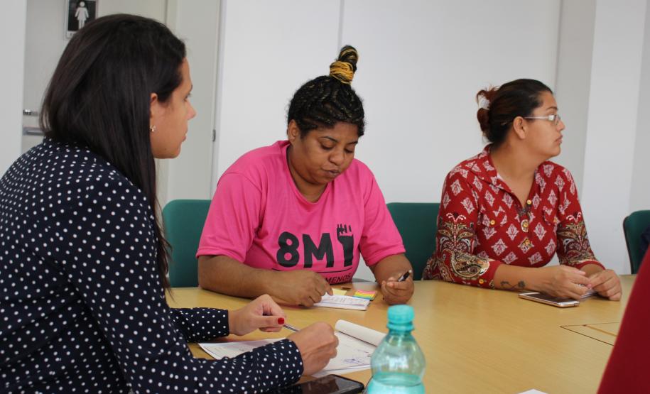 Encontro entre Núcleos da Defensoria Pública e a Secretaria das Mulheres Catadoras do Paraná.