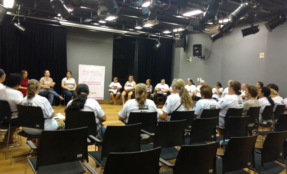 Repercussão dia da mulher - Maringá Centro de Referência da Assistência Social (CRAS) Iguatemi.