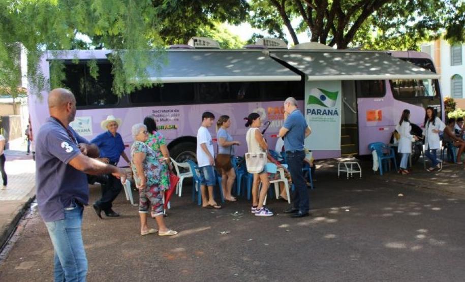 Repercussão dia da mulher - Maringá O Ônibus Lilás.