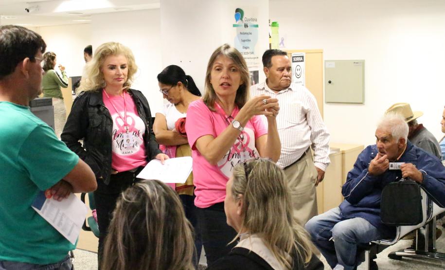 Escola da Defensoria Pública do Estado do Paraná e Associação Amigas da Mama dão suporte à pacientes de câncer de mama.