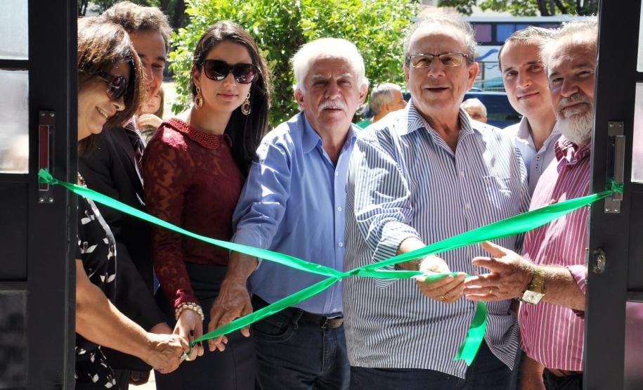 Após a cerimônia, as autoridades seguiram para a sede da Defensoria Pública em Cianorte, localizada na Avenida Brasil, 213.